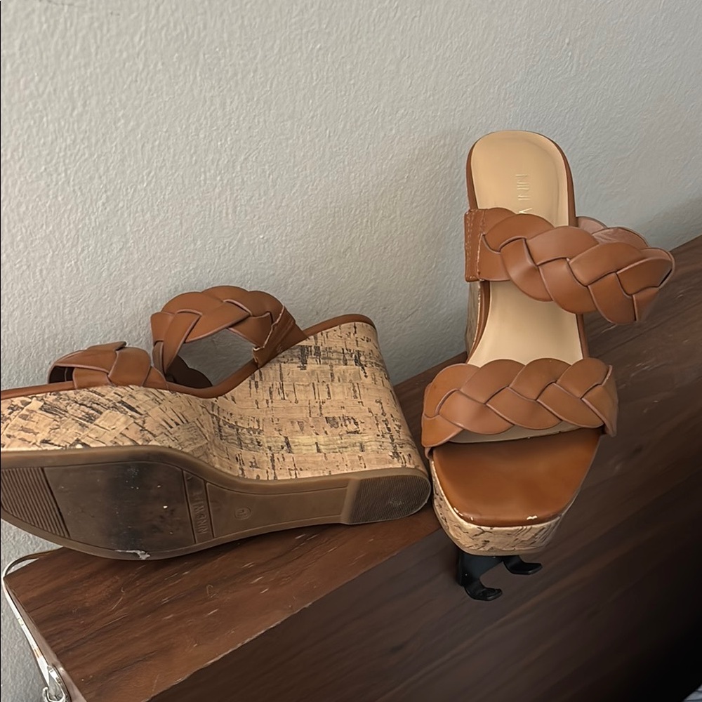 Nine West Tan Wedge Sandals with Quilted Strap